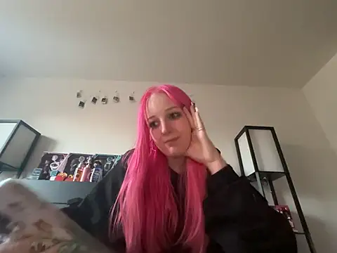 prettygirltracy 12 online show from February 10, 2026, 11:15 pm