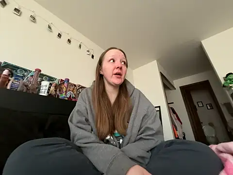 prettygirltracy 12 online show from February 3, 2026, 2:11 pm