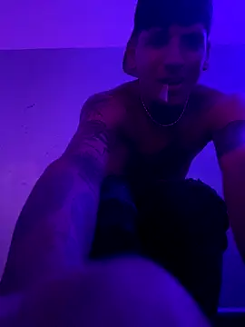 Sam 33 sexy 27 online show from January 7, 2026, 12:10 pm