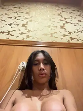 Snapshot of bigmeatcock_luna chatting on July 8, 2026, 10:27 am bigmeatcock luna online show from July 8, 2026, 10:27 am