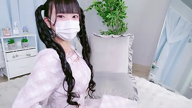 Nonn chan online show from March 16, 2026, 4:09 am