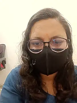 piryasharma005 online show from January 7, 2026, 12:21 pm