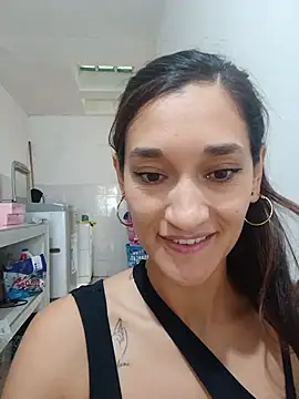 Snapshot of EcoDePiel chatting on May 15, 2026, 8:29 pm EcoDePiel online show from May 15, 2026, 8:29 pm