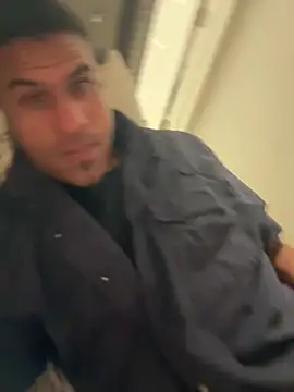 Snapshot of ZF-Athlete chatting on February 1, 2026, 3:27 am ZF-Athlete online show from February 1, 2026, 3:27 am