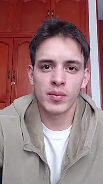 Enzho liam online show from April 18, 2026, 3:58 pm