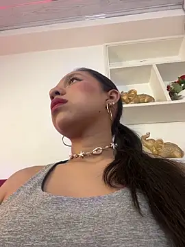 DulceRouss  online show from March 12, 2026, 11:58 am