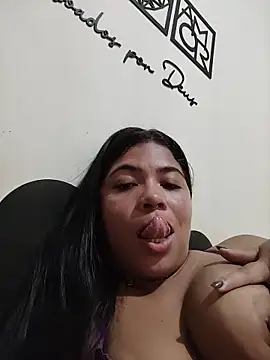 Indiafogosa23 online show from May 25, 2026, 5:44 pm