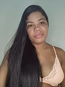 Indiafogosa23 online show from April 17, 2026, 10:29 am