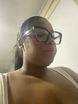 NataliaMillers online show from June 14, 2026, 3:52 am