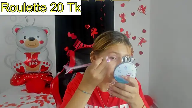 Snapshot of Bella_Blanca chatting on February 17, 2026, 12:13 pm Bella Blanca online show from February 17, 2026, 12:13 pm