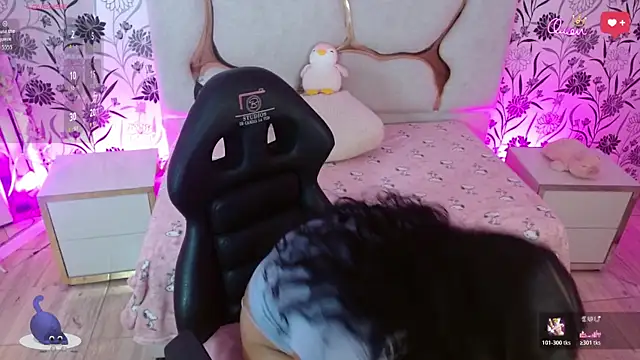 TATTI TAY online show from February 25, 2026, 7:03 pm