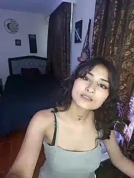 Lili clan10 online show from January 13, 2026, 10:24 pm