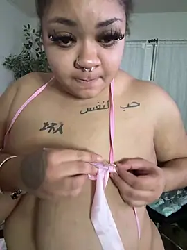 hispinkfreak219 online show from February 16, 2026, 2:10 am