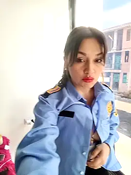 Alejandra N online show from February 5, 2026, 12:01 pm