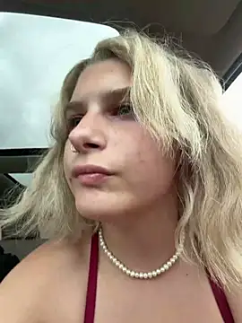 Snapshot of SassynNatty chatting on July 8, 2026, 9:15 pm SassynNatty online show from July 8, 2026, 9:15 pm