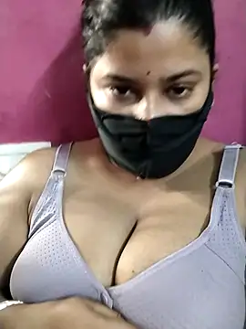 pinkisaha75 online show from April 4, 2026, 1:45 am