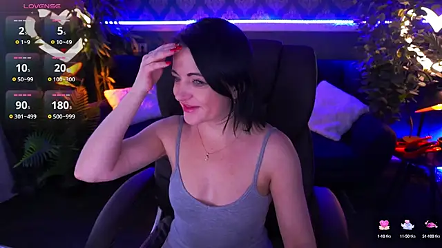 Dafni Monn online show from March 2, 2025, 1:42 pm