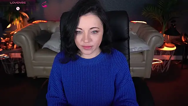 Snapshot of Dafni_Monn chatting on April 28, 2026, 5:45 am Dafni Monn online show from April 28, 2026, 5:45 am