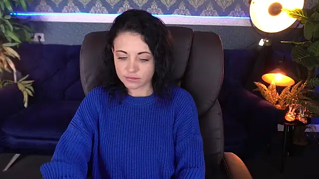 Dafni Monn online show from November 20, 2025, 6:36 am