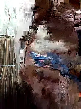 Snapshot of babyslbany chatting on January 15, 2026, 6:33 pm babyslbany online show from January 15, 2026, 6:33 pm