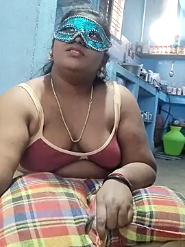 divyasree1431 online show from February 10, 2026, 6:34 am