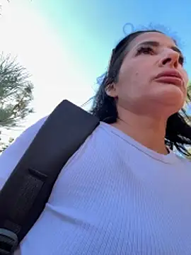 Maya-www online show from March 17, 2026, 9:01 am