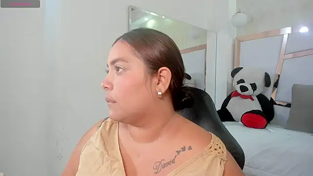 tatikanyx online show from May 25, 2026, 12:04 pm