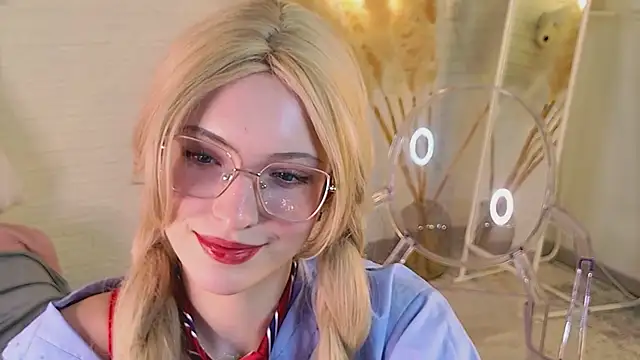 Snapshot of Yayaa_Love chatting on March 15, 2026, 4:14 pm Yayaa Love online show from March 15, 2026, 4:14 pm