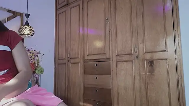 zoevg online show from February 11, 2026, 12:38 pm