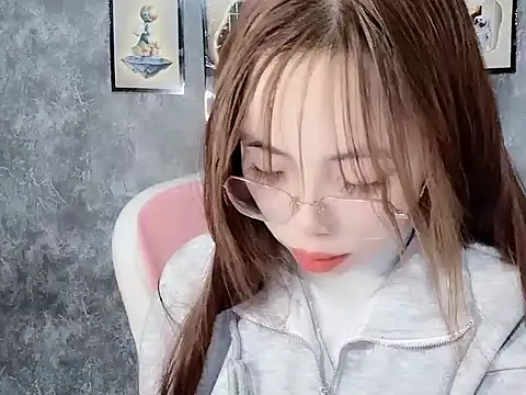 Jun039 online show from January 11, 2026, 6:59 pm