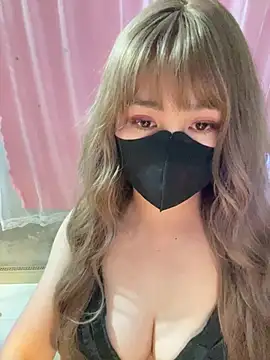 -Violet-t online show from March 4, 2026, 1:08 pm