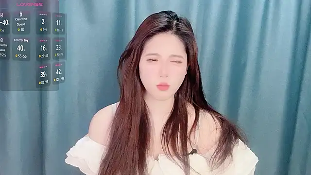 Starlets77 online show from February 21, 2026, 1:02 pm