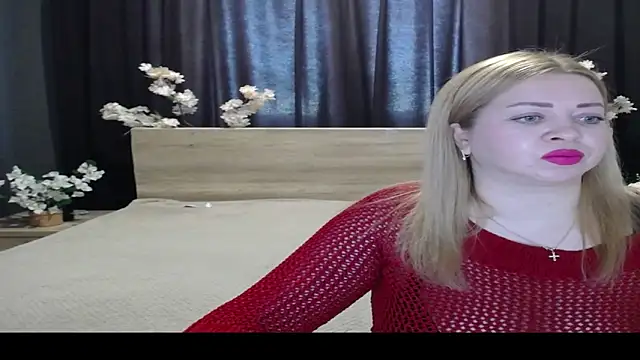 OliviaVerr online show from March 8, 2026, 1:25 pm