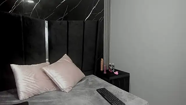 GraceAlexa12 online show from February 17, 2026, 2:25 pm