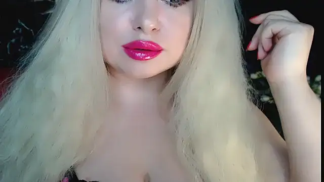 CharlotteDix online show from March 11, 2026, 4:50 am