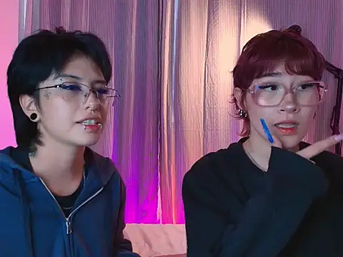 Snapshot of Lesbian_Sexxx chatting on April 7, 2026, 10:22 pm Lesbian Sexxx online show from April 7, 2026, 10:22 pm