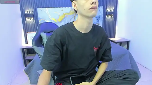 Dark Desiree18 online show from February 1, 2026, 12:03 pm