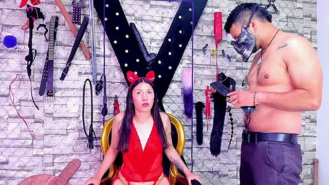 Nathasha bdsm  online show from January 13, 2026, 12:53 pm