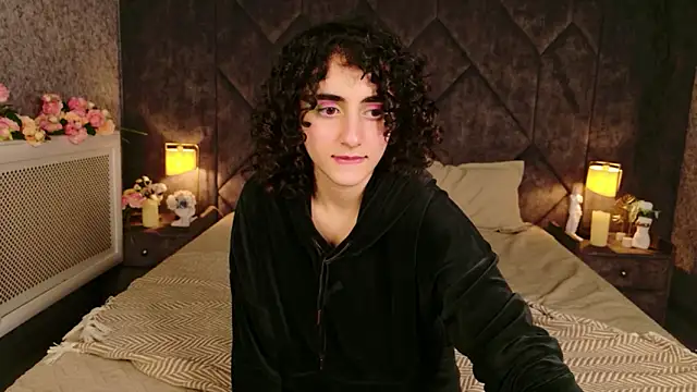 Susan Fors online show from April 3, 2026, 5:47 am