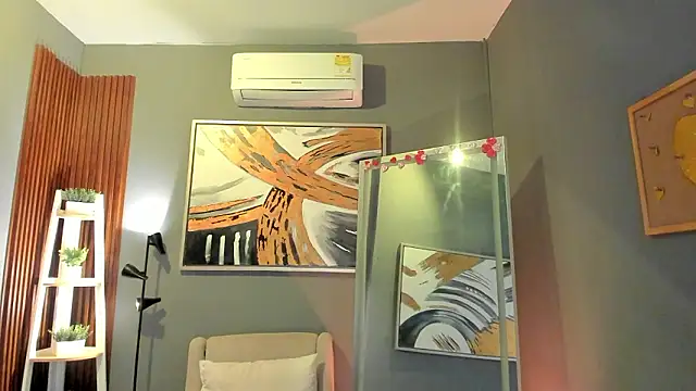 ailann  online show from February 27, 2026, 7:46 pm