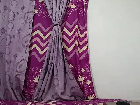 Snapshot of DannaTs1 chatting on February 9, 2026, 2:53 am DannaTs1 online show from February 9, 2026, 2:53 am