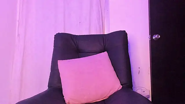 Davis Axel online show from January 11, 2026, 1:45 am