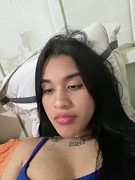 aslhey sandova online show from March 21, 2026, 3:52 am