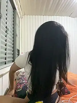 aslhey sandova online show from March 21, 2026, 10:35 pm