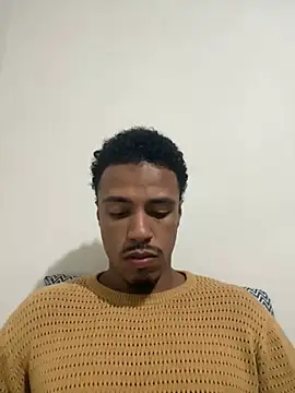 LorenzoBlack27 online show from May 12, 2026, 11:44 pm