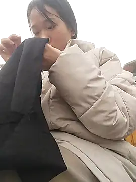 Hina2xx online show from February 3, 2026, 6:51 am