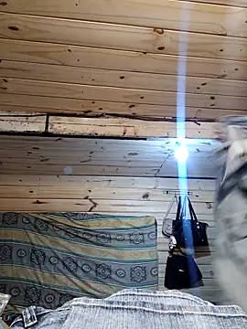 mmelit4 online show from February 17, 2026, 9:06 am