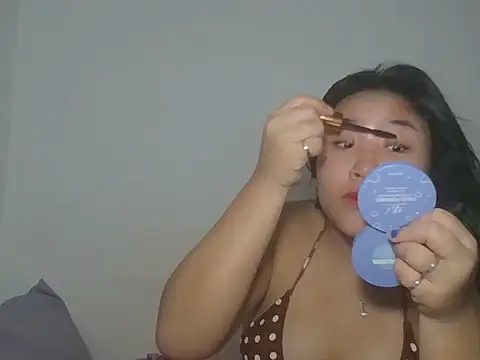 Zyeiii online show from March 4, 2026, 9:50 am