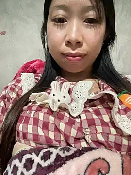 Snapshot of Mayly_lucky2 chatting on February 5, 2026, 3:35 am Mayly lucky2 online show from February 5, 2026, 3:35 am