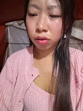 Snapshot of Mayly_lucky2 chatting on February 17, 2026, 2:36 pm Mayly lucky2 online show from February 17, 2026, 2:36 pm